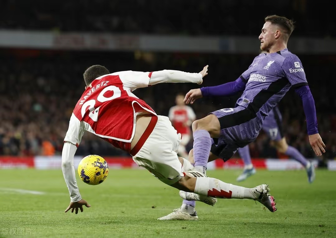 曼联鏖战克罗地亚,加维带队取胜 曼联鏖战克罗地亚,加维带队取胜