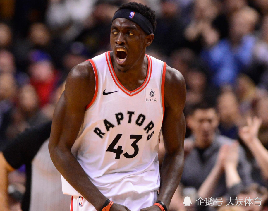 天津队逆转北京队，西亚卡姆惊艳四座