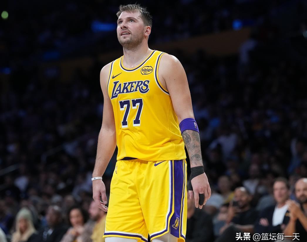 青岛队绝杀灰熊，东契奇统治全场