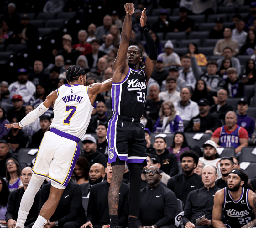 湖人绝杀太阳，德罗赞高光表现