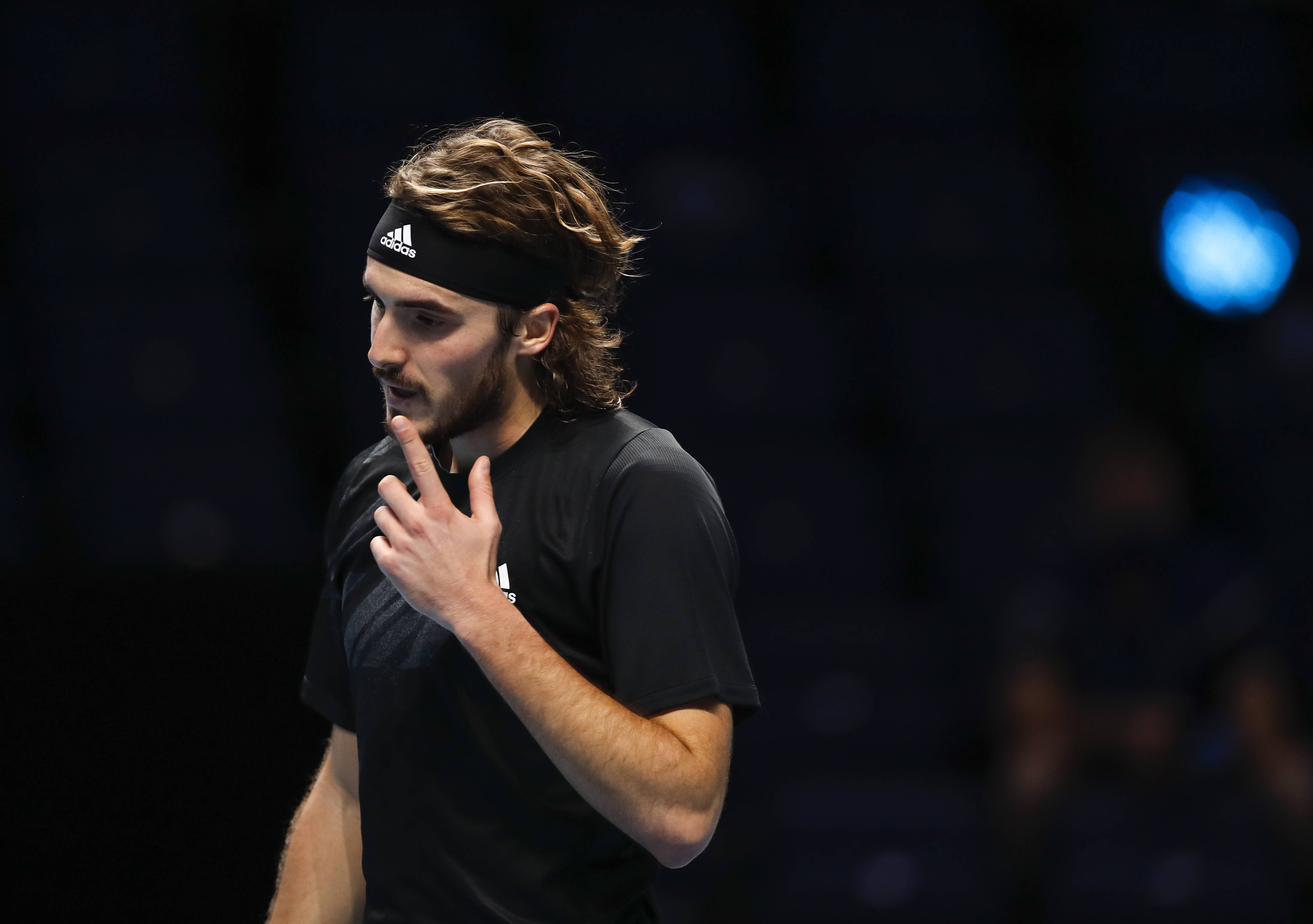 ATP总决赛横扫联合杯,西西帕斯关键制胜 ATP总决赛横扫联合杯,西西帕斯关键制胜