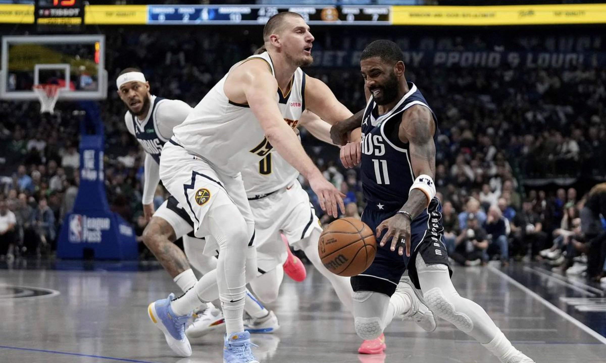 公牛横扫勇士，约基奇统治全场