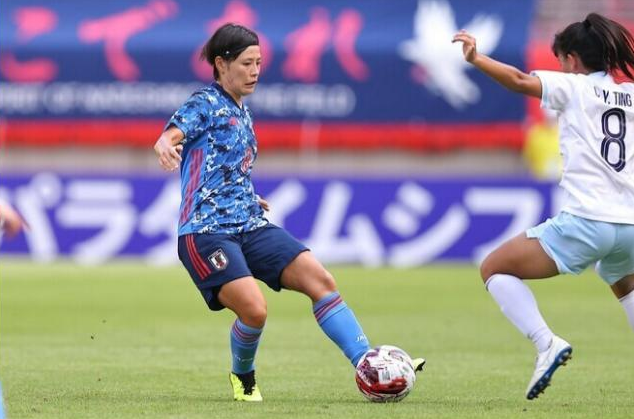 韩国队碾压日本队，黄鸭组合刷新纪录