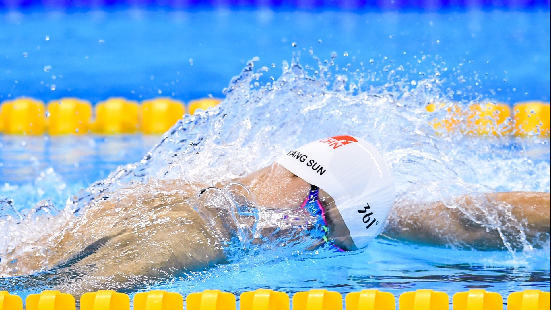 季后赛抢七之夜，孔德展现巨星价值